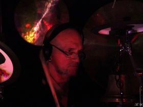 Tommy Betzler (Drums)
